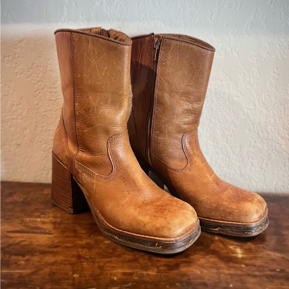 Vintage Frye Karma Zip Boots Y2K Square Toe Chunky Heel Brown (W 7.5)